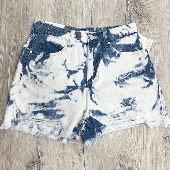 BP Cut-Off Shorts - Picture 6 of 7